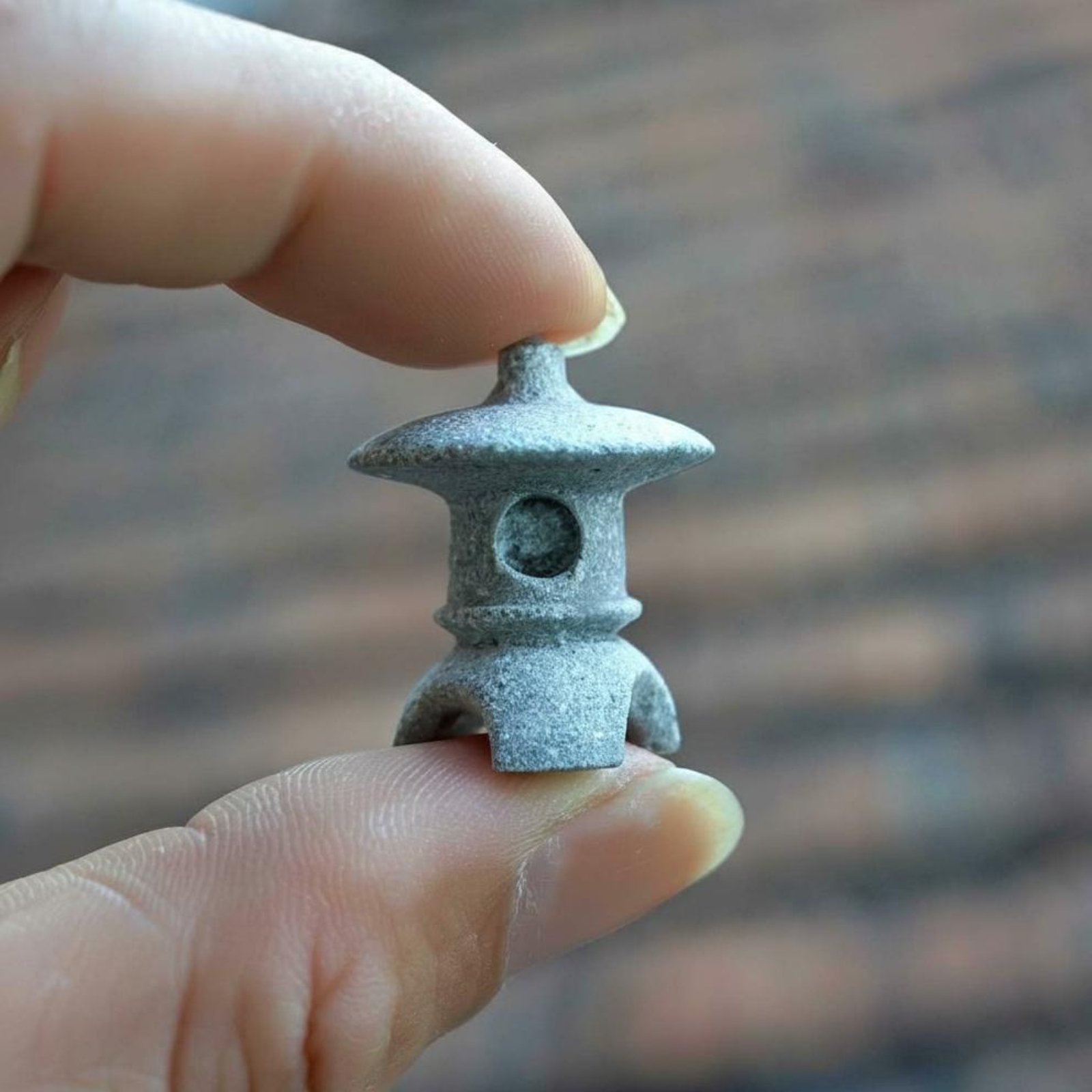 Japanese Sandstone Lantern Gar - Bonsai Garden Japan review and price